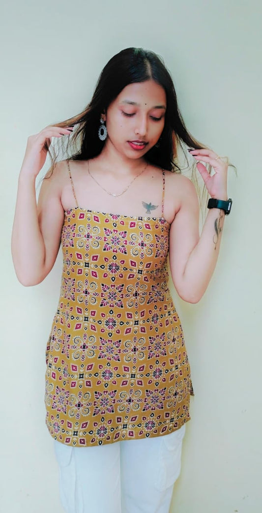 Sleeveless Printed Short Slim Fit Kurti