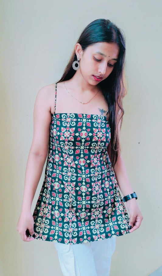 Sleeveless Printed Short Slim Fit Kurti