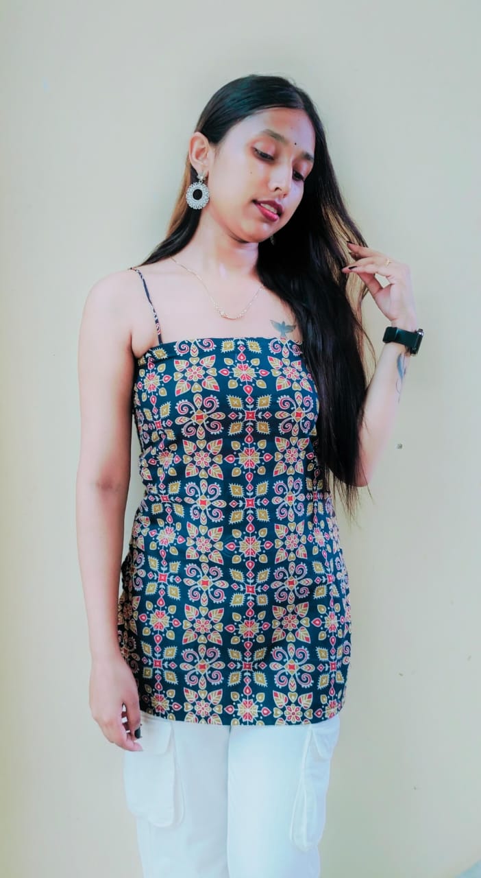 Sleeveless Printed Short Slim Fit Kurti