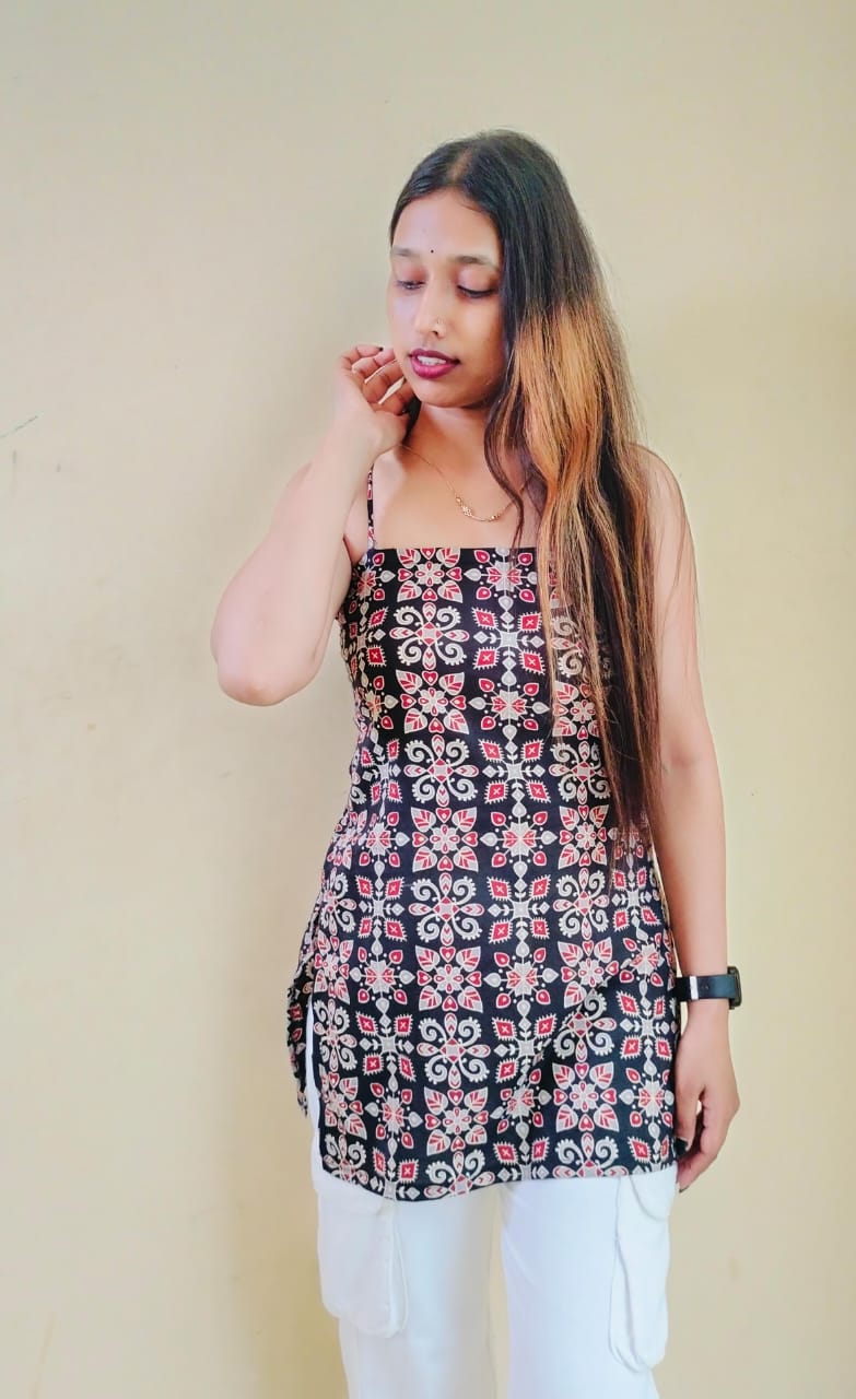 Sleeveless Printed Short Slim Fit Kurti